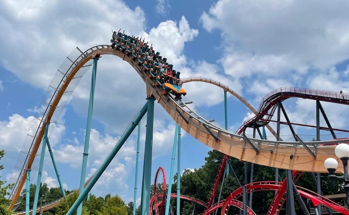 Tragedia en Six Flags de Georgia: hombre muere tras caer de una montaña rusa