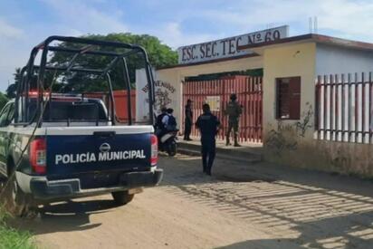 Asesinan a profesor dentro de una secundaria en San Blas Atempa, Oaxaca