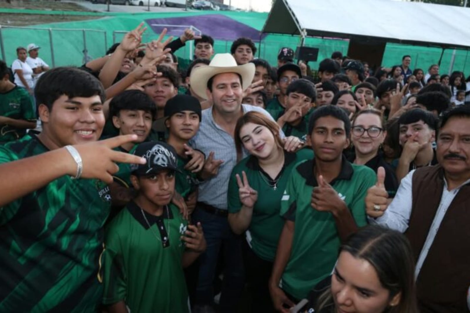 Javier Díaz entrega rehabilitación de la Línea Verde en Saltillo