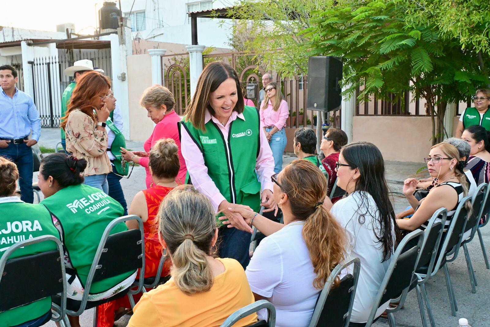 Sari Pérez arranca rehabilitación de drenaje sanitario en la colonia Americana