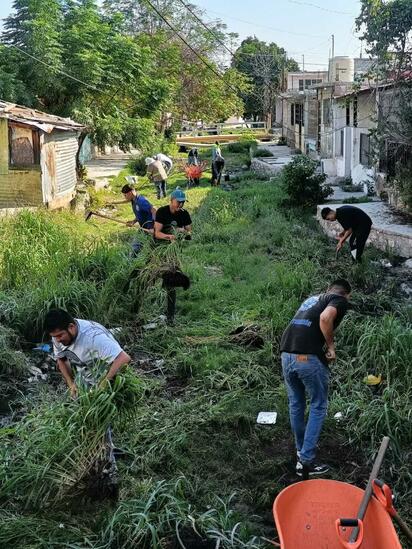 Torreón refuerza limpieza de canales y alcantarillas ante las lluvias