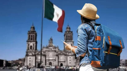 México registra caída de 0.5% en turistas internacionales