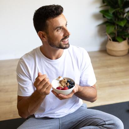 ¿Es mejor desayunar antes o después de entrenar?