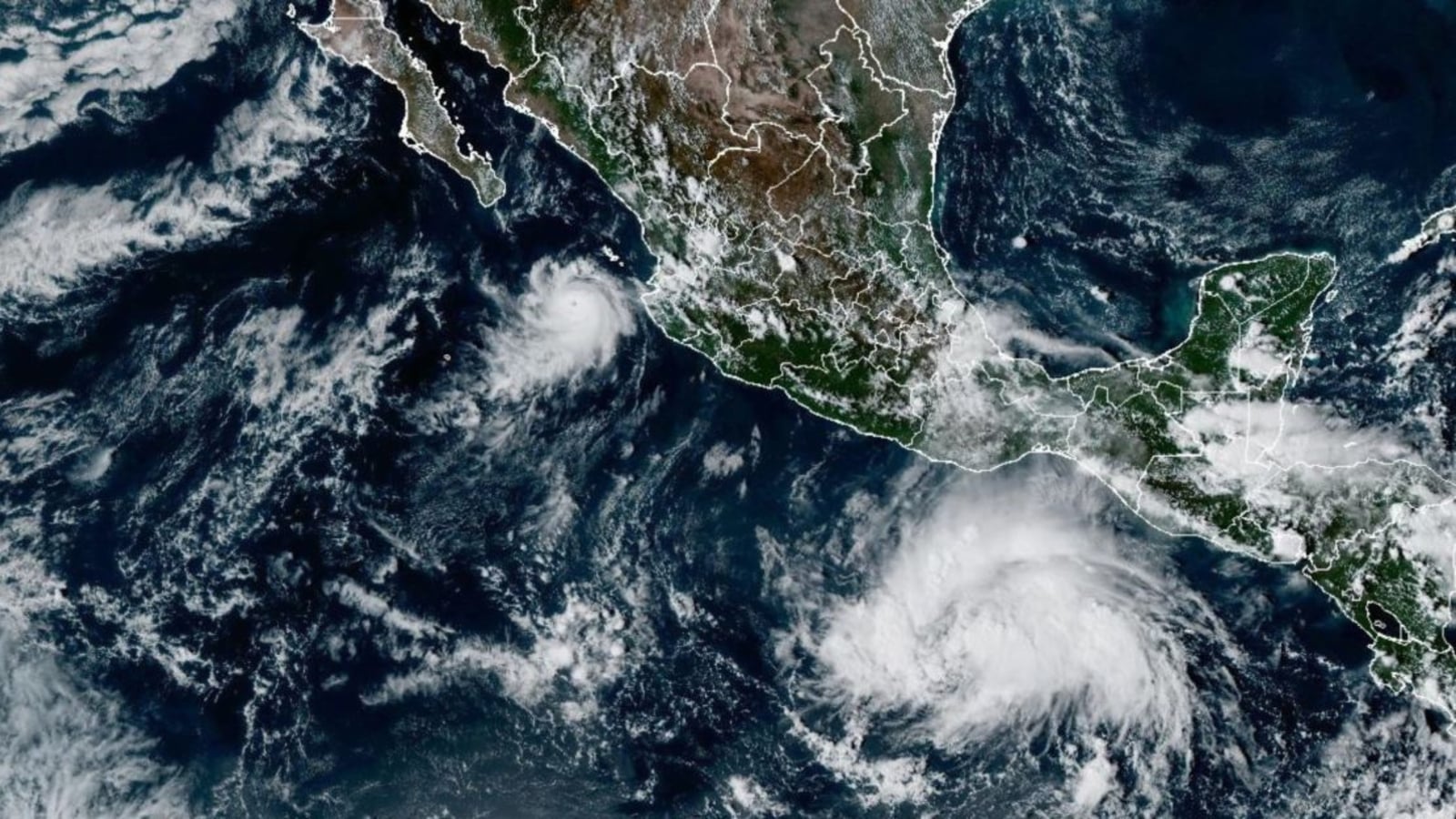 Trudy se fortalece a huracán y amenaza con lluvias intensas