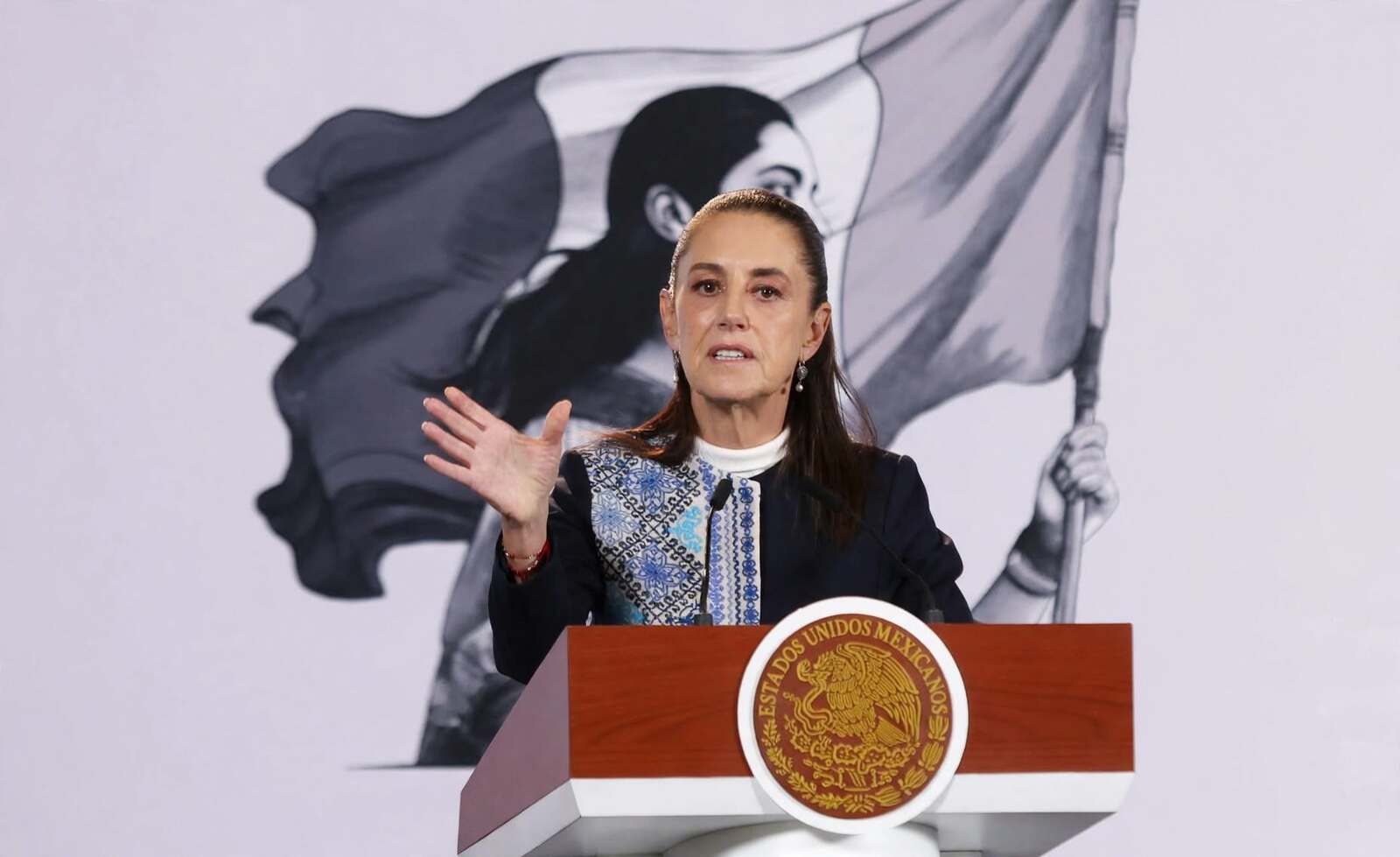 Sheinbaum solicita transparencia en archivos militares de la Guerra Sucia