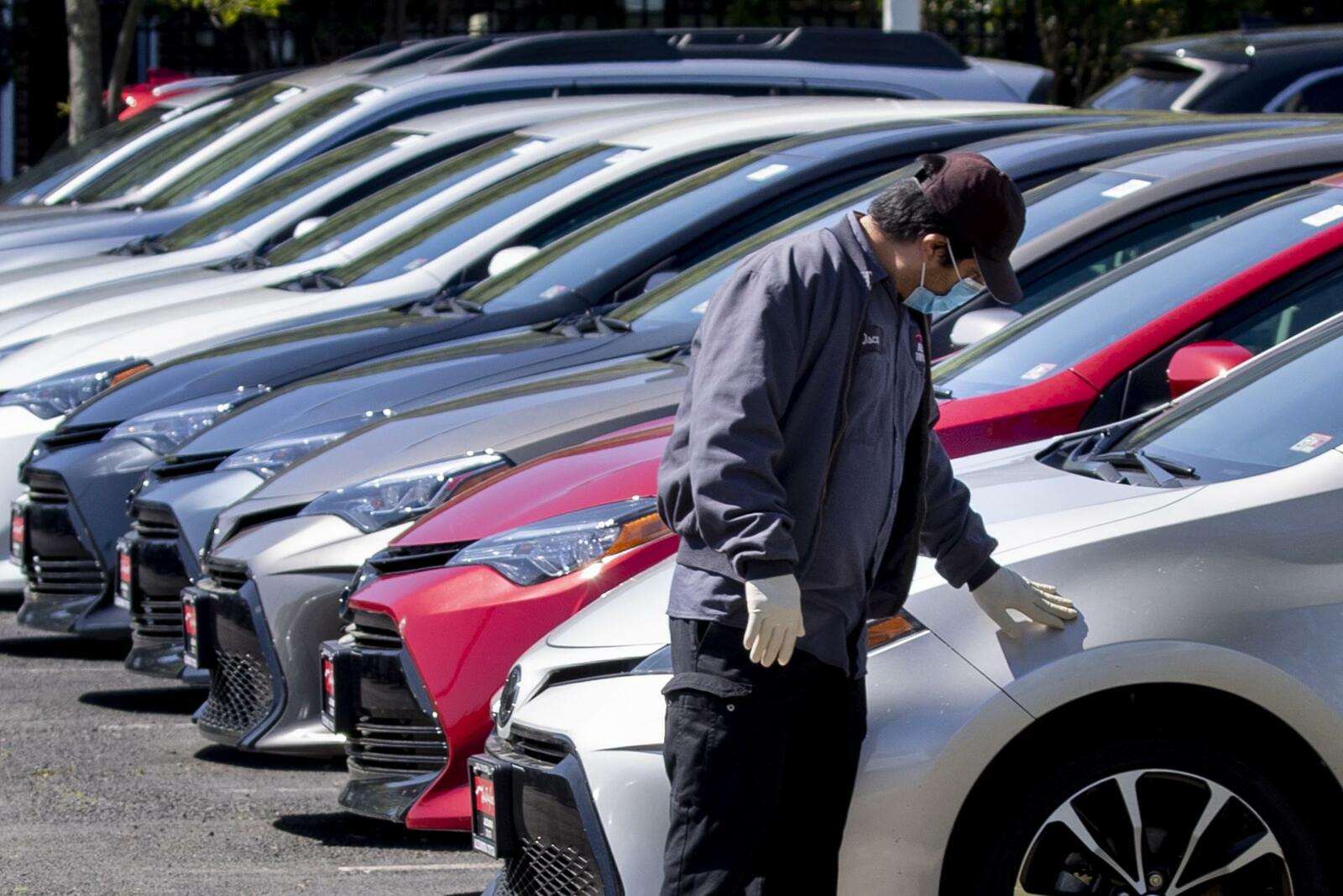 Inventario de autos nuevos en EU aumenta 4.5% en septiembre