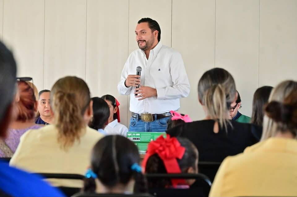 Carlos Villarreal