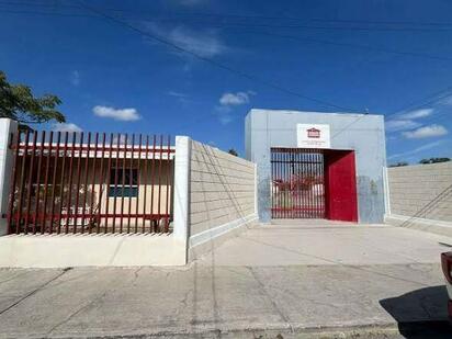 La Fundación Distribuidores Nissan gestiona recursos para rehabilitar la escuela del Batallón y la primaria Cuauhtémoc el próximo año.  La Fundación