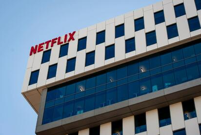 Netflix cambia a su jefa de contenidos tras despedir a 1.000 empleados