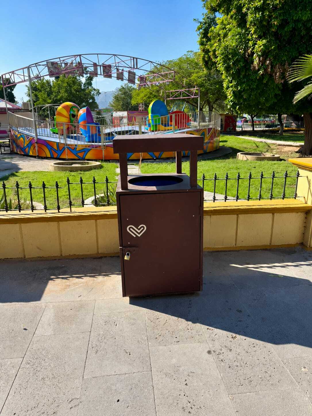 Equipa municipio plazas y parques para mejorar la convivencia familiar