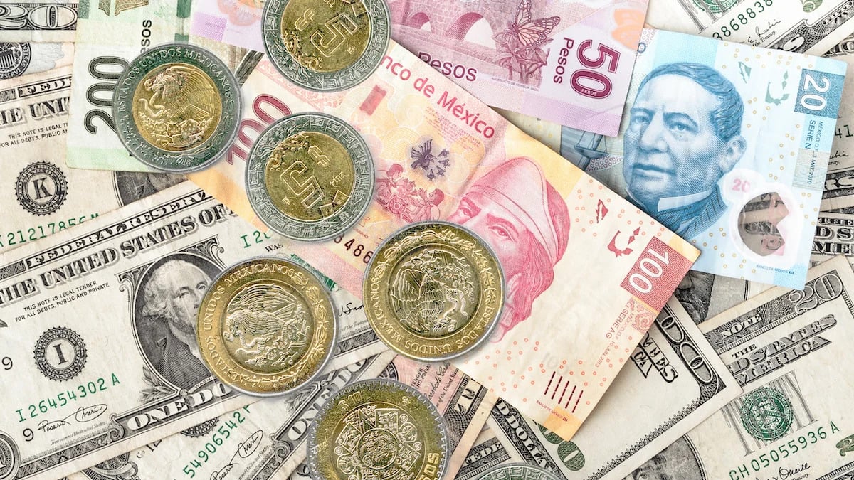 Dólar cierra en 18.50 pesos ante expectativas sobre la Fed