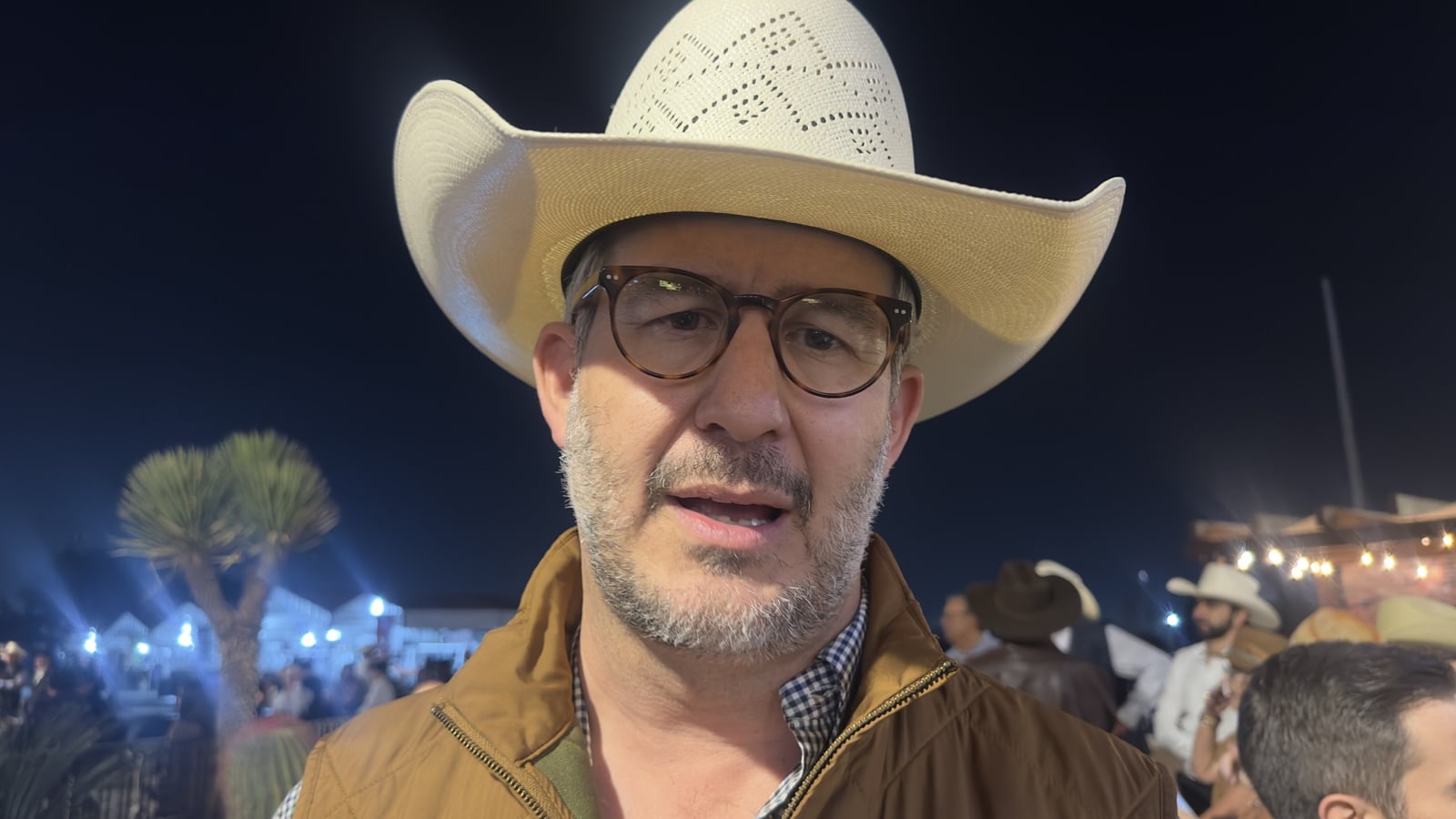 Protección: El secretario, Emmanuel Garza respalda medidas contra contenidos violentos y llama a las familias a proteger a los menores. Protección: El secretario, Emmanuel Garza respalda medidas contra contenidos violentos y llama a las familias a proteger a los menores.