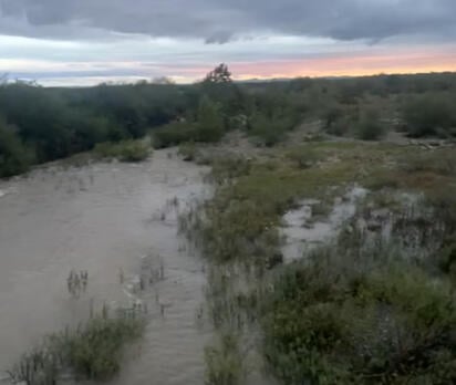 Reportan hasta siete pulgadas de lluvia en la sierra de Múzquiz