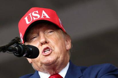 La decisión presidencial mantiene vigentes las sanciones impuestas anteriormente por Estados Unidos a Moscú.  El presidente de Estados Unidos, Donald Trump,