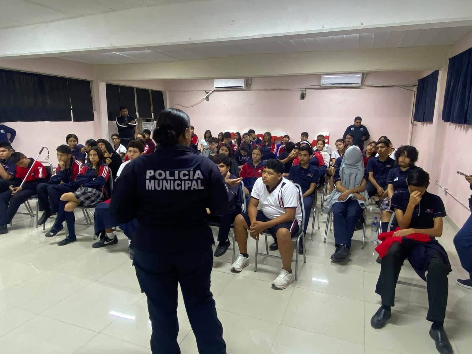 Refuerzan prevención del delito en la Secundaria No. 4 de Monclova