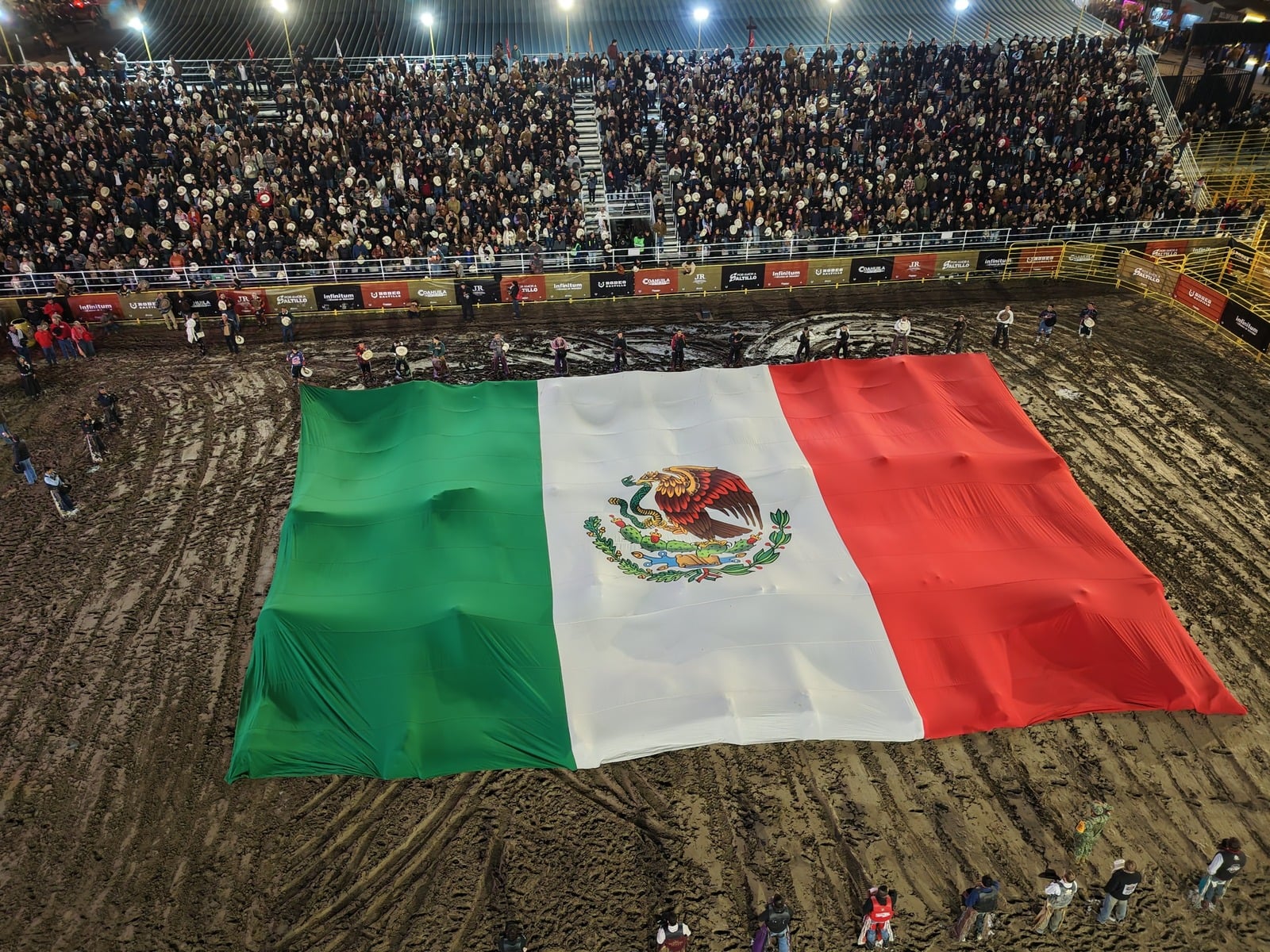 región: Impresionante evento con los mejores jinetes y montas