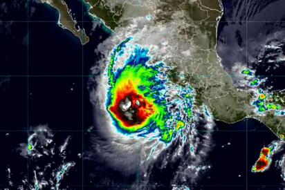 Trudy refuerza lluvias y vientos en costas de Jalisco y Colima