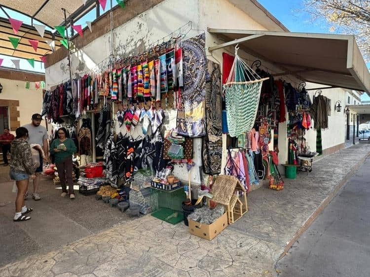 Comercios de Piedras Negras ven en compradores texanos una clave para el cierre de año