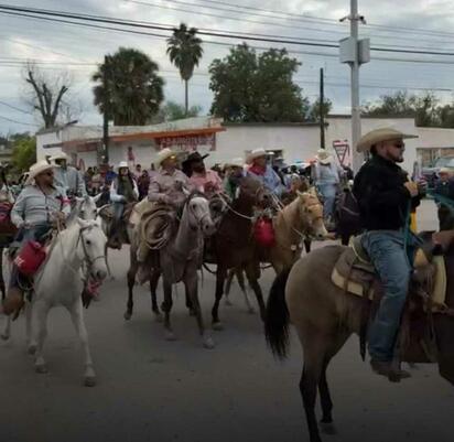 Cabalgata del Bicentenario reúne a decenas de participantes y fortalece economía de Allende