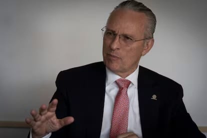 "Relación con gobierno paso al dialogo en 6 años": José Medina Mora