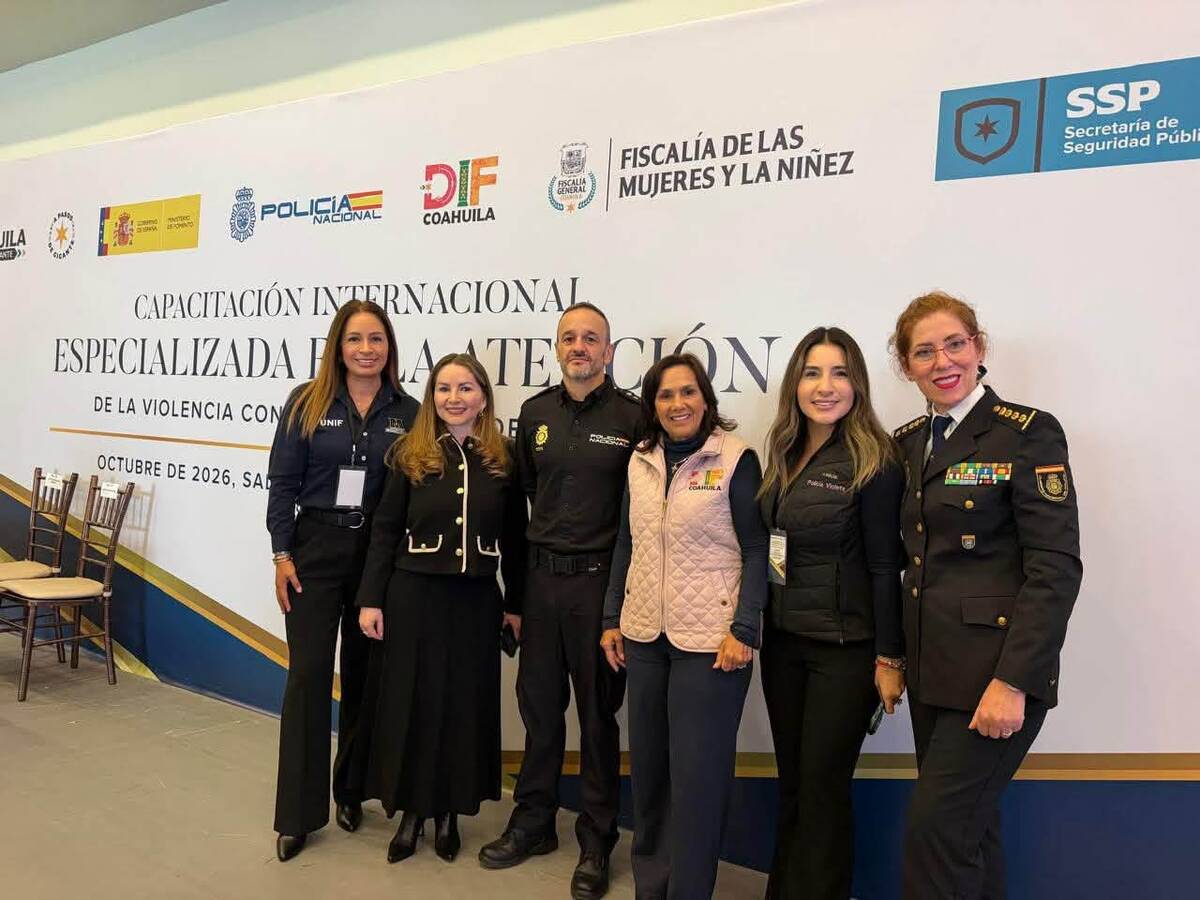 Policía Violeta de Monclova participa en capacitación internacional
