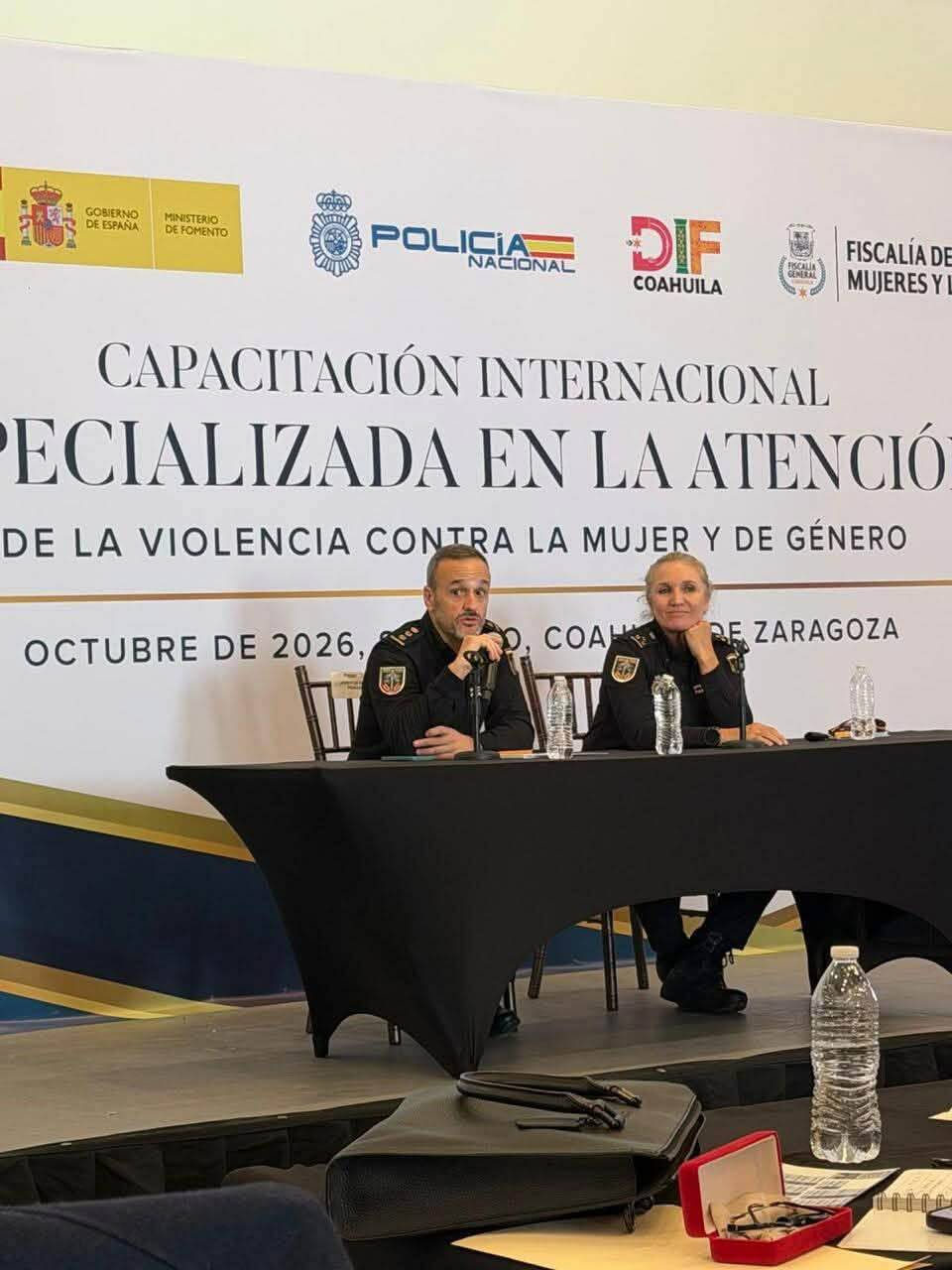 Policía Violeta