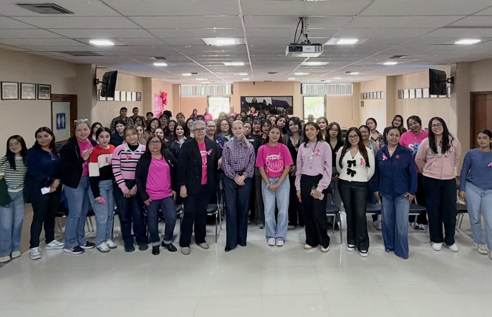 Tecnológico de Piedras Negras promueve prevención del cáncer de mama entre estudiantes