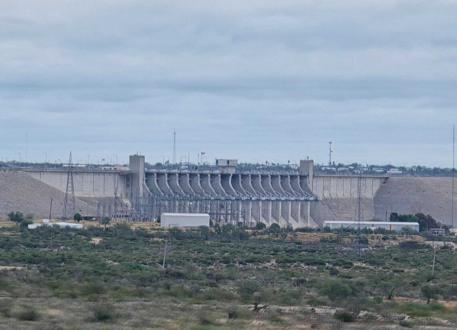 Cierran paso por Presa de la Amistad entre Acuña y Del Río hasta el 24 de octubre