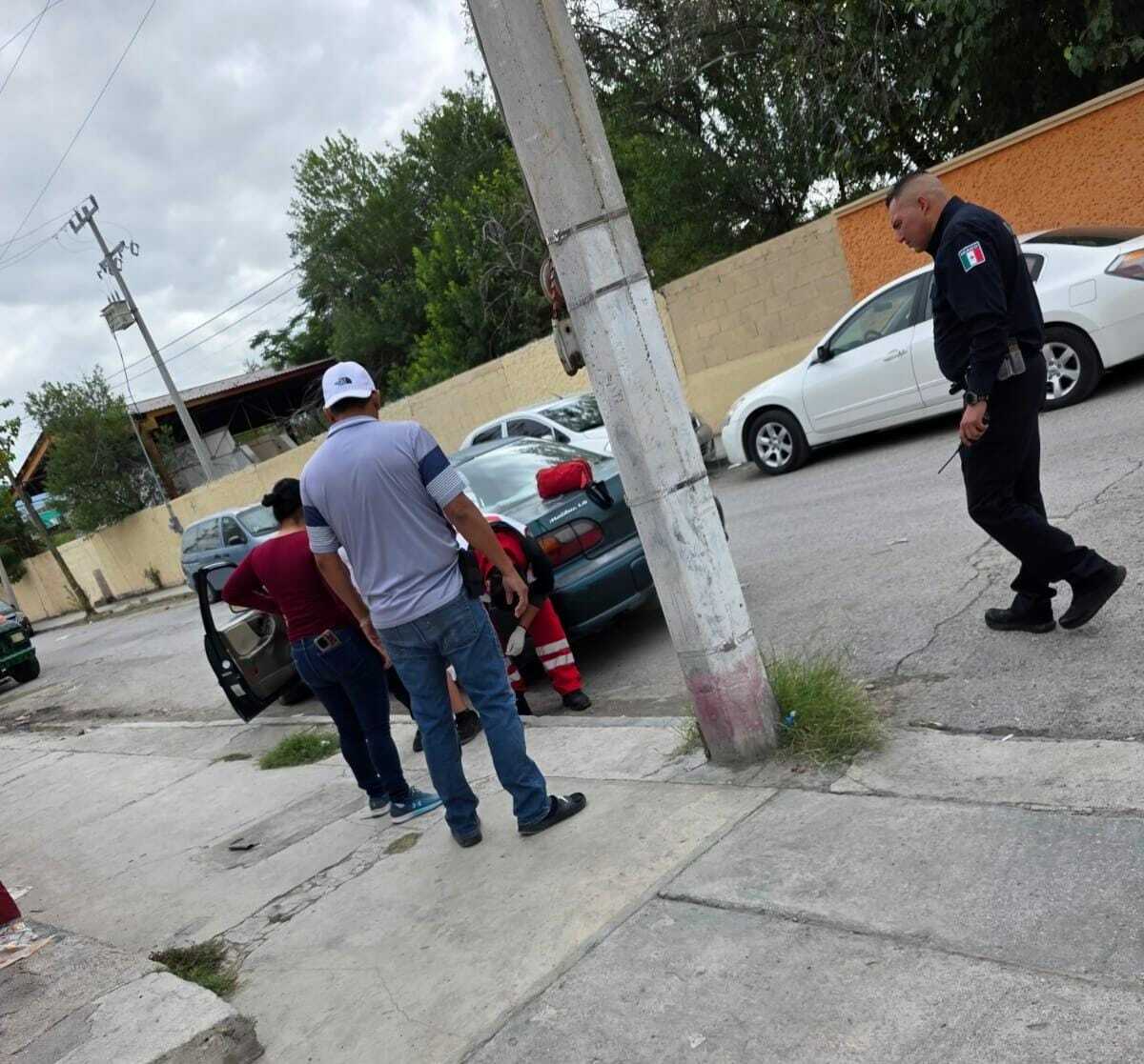 Niño de 11 años se corta la pierna con un fierro en primaria de Monclova