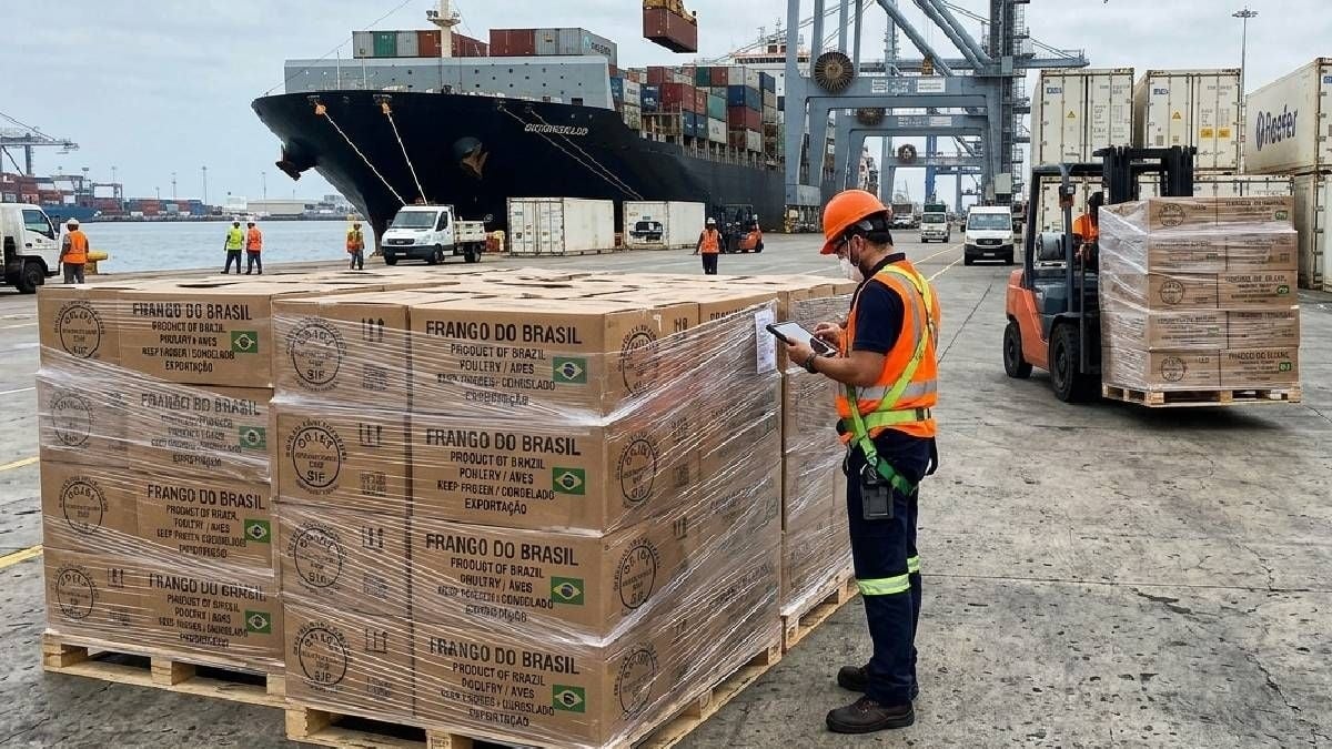 México suspende importaciones avícolas de Brasil por brote de Newcastle
