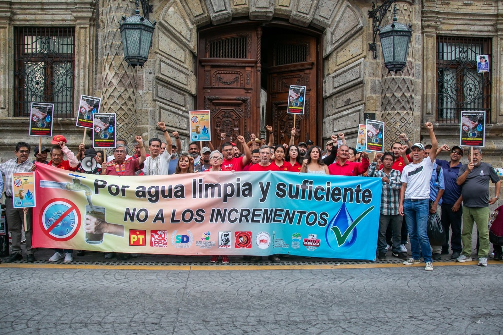 CNDH revisará lesiones y detenciones tras marcha por el agua en Jalisco
