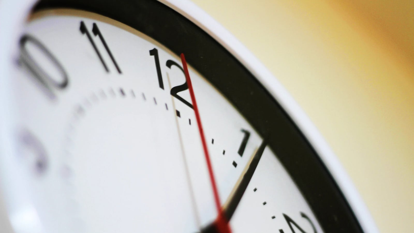 Horario de invierno inicia el 1 de noviembre en la frontera norte