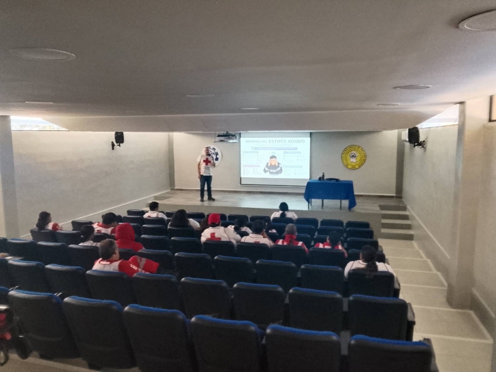 Cruz Roja fortalece salud mental de paramédicos ante situaciones de emergencia
