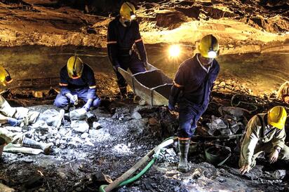 La producción minerometalúrgica de México acumuló ocho retrocesos anuales en 2026, mientras Coahuila reportó un incremento de 10.6% en la extracción