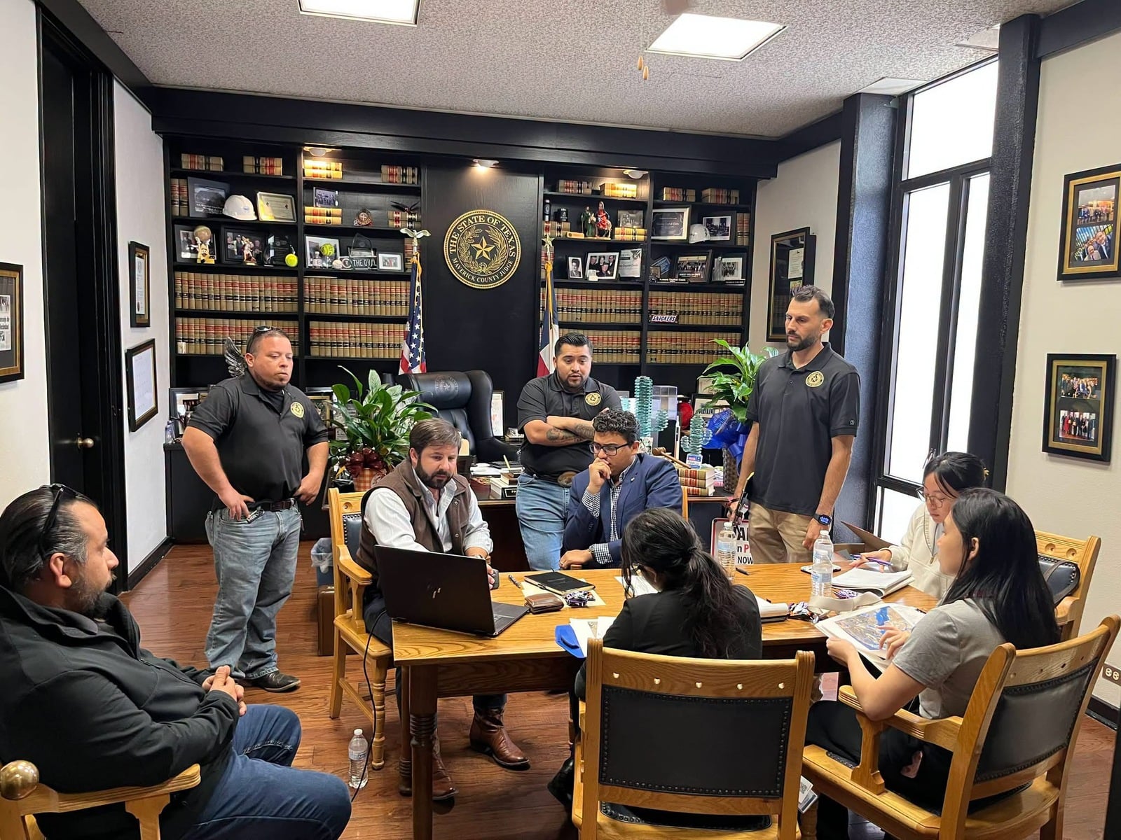 Maverick busca más de un millón de dólares para infraestructura de alertas de emergencia