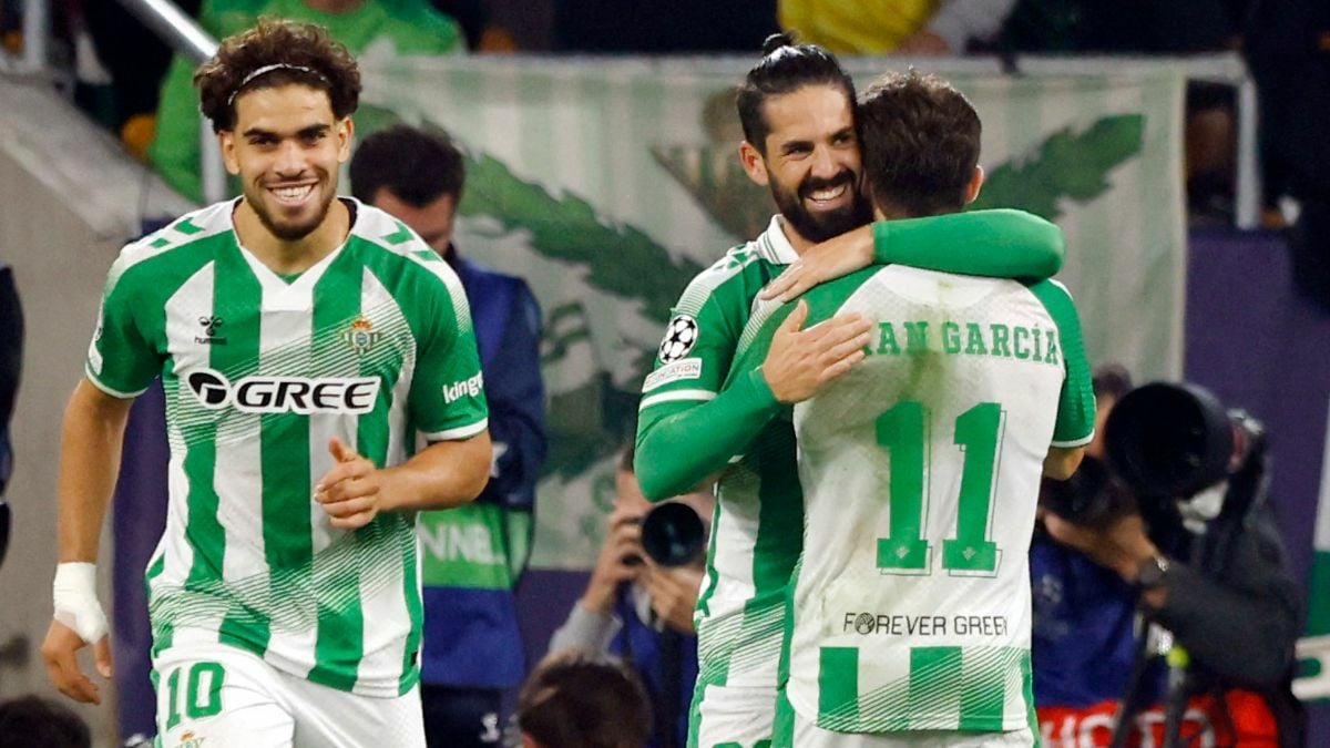 Isco marca de penal y da triunfo al Betis sobre Feyenoord