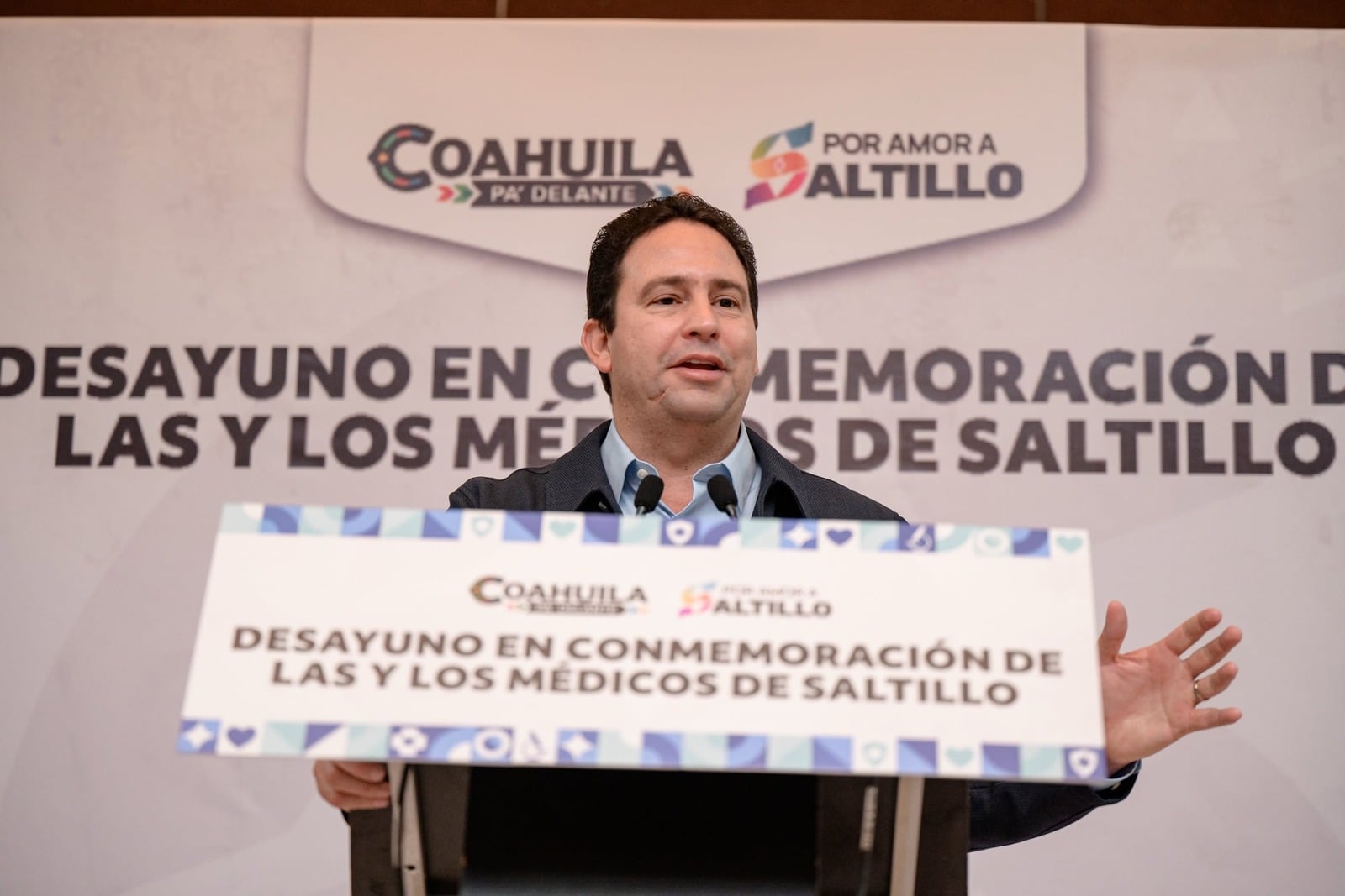 Saltillo conmemora el Día de las y los Médicos con reconocimiento al personal