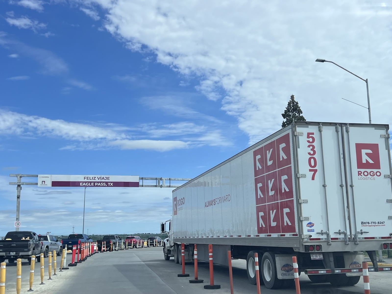 Crece 27.5% el comercio entre México y Estados Unidos; Eagle Pass moviliza 3 mil 865 millones de dólares