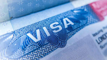 Estados Unidos anunció el retiro de visas a más de 60 personas de Colombia y Bolivia, entre ellas políticos, jueces y exfuncionarios.  El Gobierno de Estados