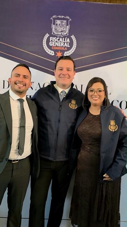 Reconocen a agente del MP en Múzquiz por 15 años de servicio. 
