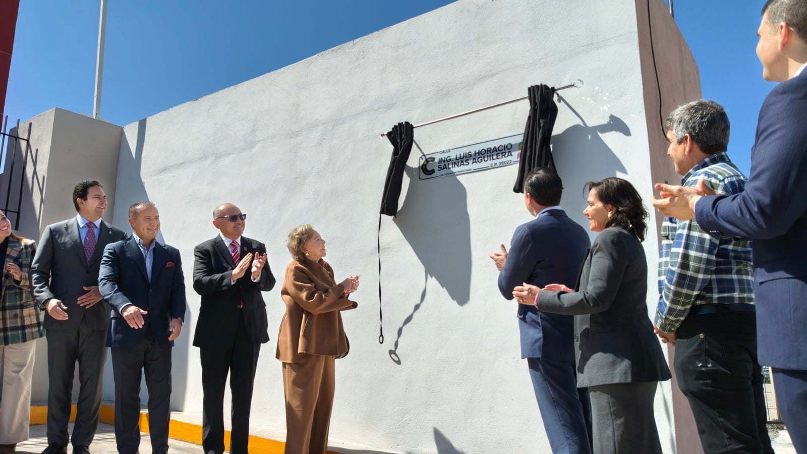 Nombran calle de Saltillo en honor al ingeniero Luis Horacio Salinas Aguilera