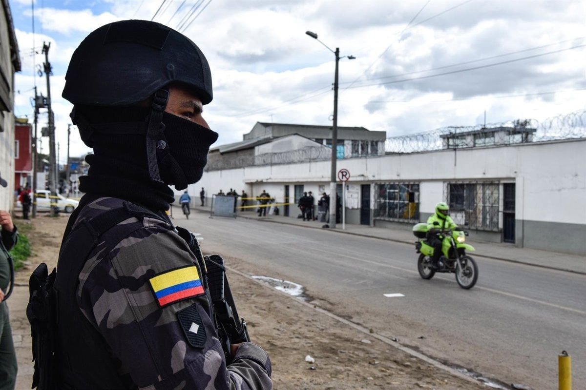 Motines en cárceles de Ecuador dejan ocho reclusos muertos y diez heridos