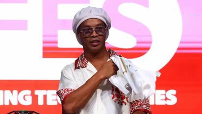 Ronaldinho regresará al césped con el Ravenna el 15 de noviembre