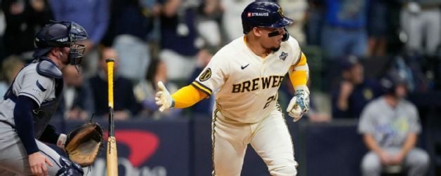 Milwaukee gana el Juego 1 con Yelich y Misiorowski como figuras