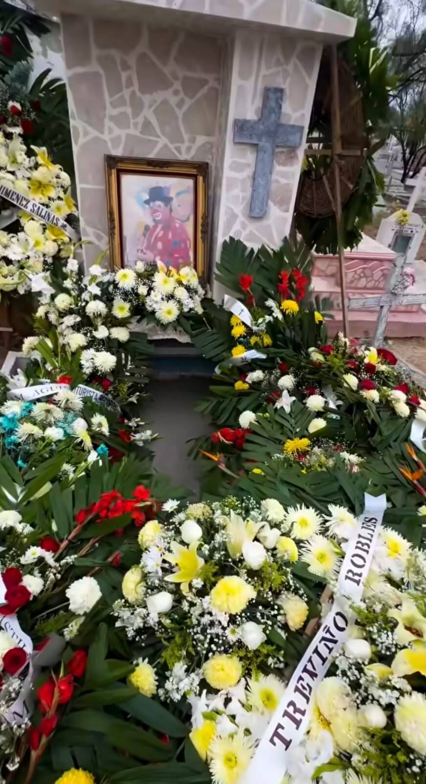 Despiden con aplausos al payaso Botanita en San Juan de Sabinas