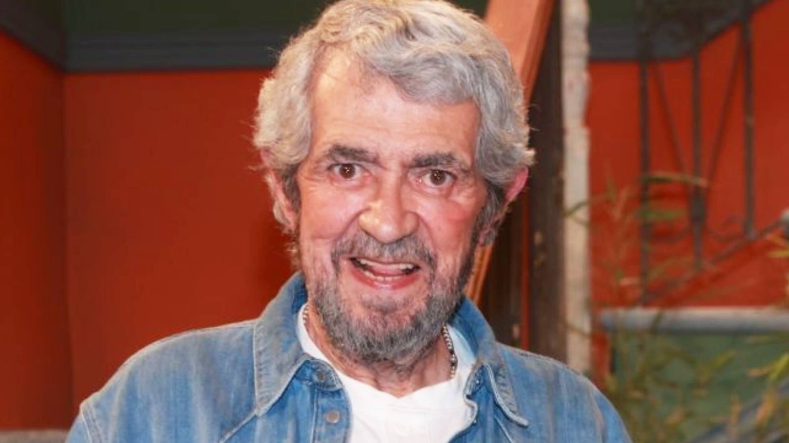Preocupa la hospitalización de Manuel “Flaco” Ibáñez: su hija revela cómo se encuentra