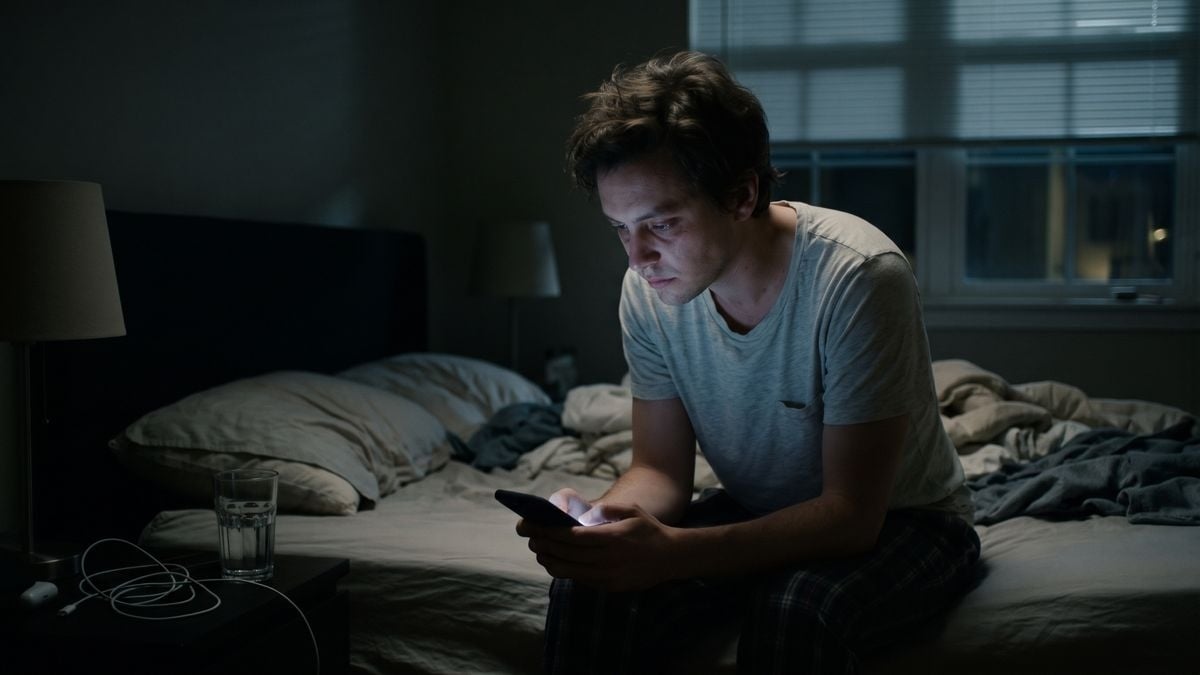 Procrastinación nocturna: 6 señales de que sacrificas el sueño