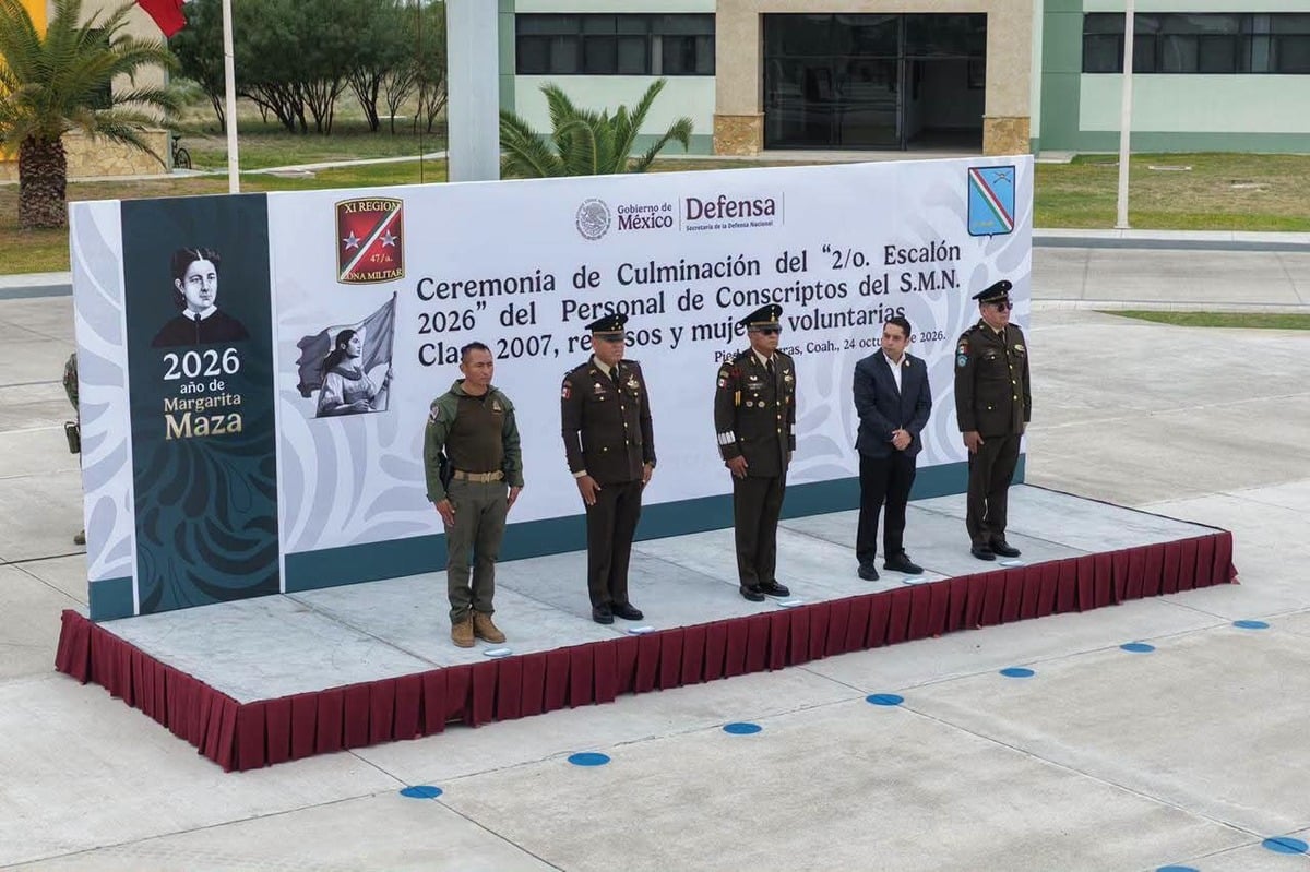 Concluyen jóvenes de la Clase 2007 etapa del Servicio Militar Nacional en Nava