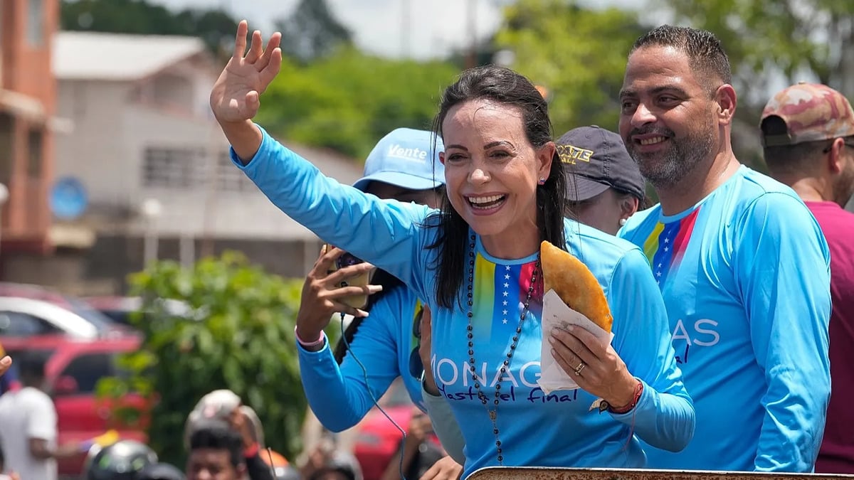María Corina Machado anuncia su regreso a Venezuela