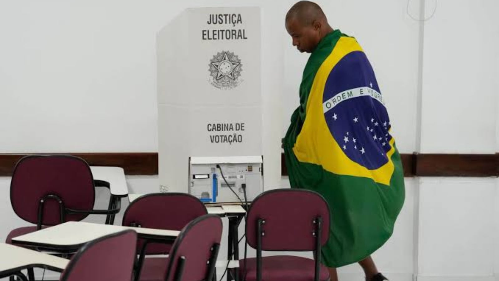 Brasil inicia segunda vuelta presidencial entre Lula y Flávio Bolsonaro